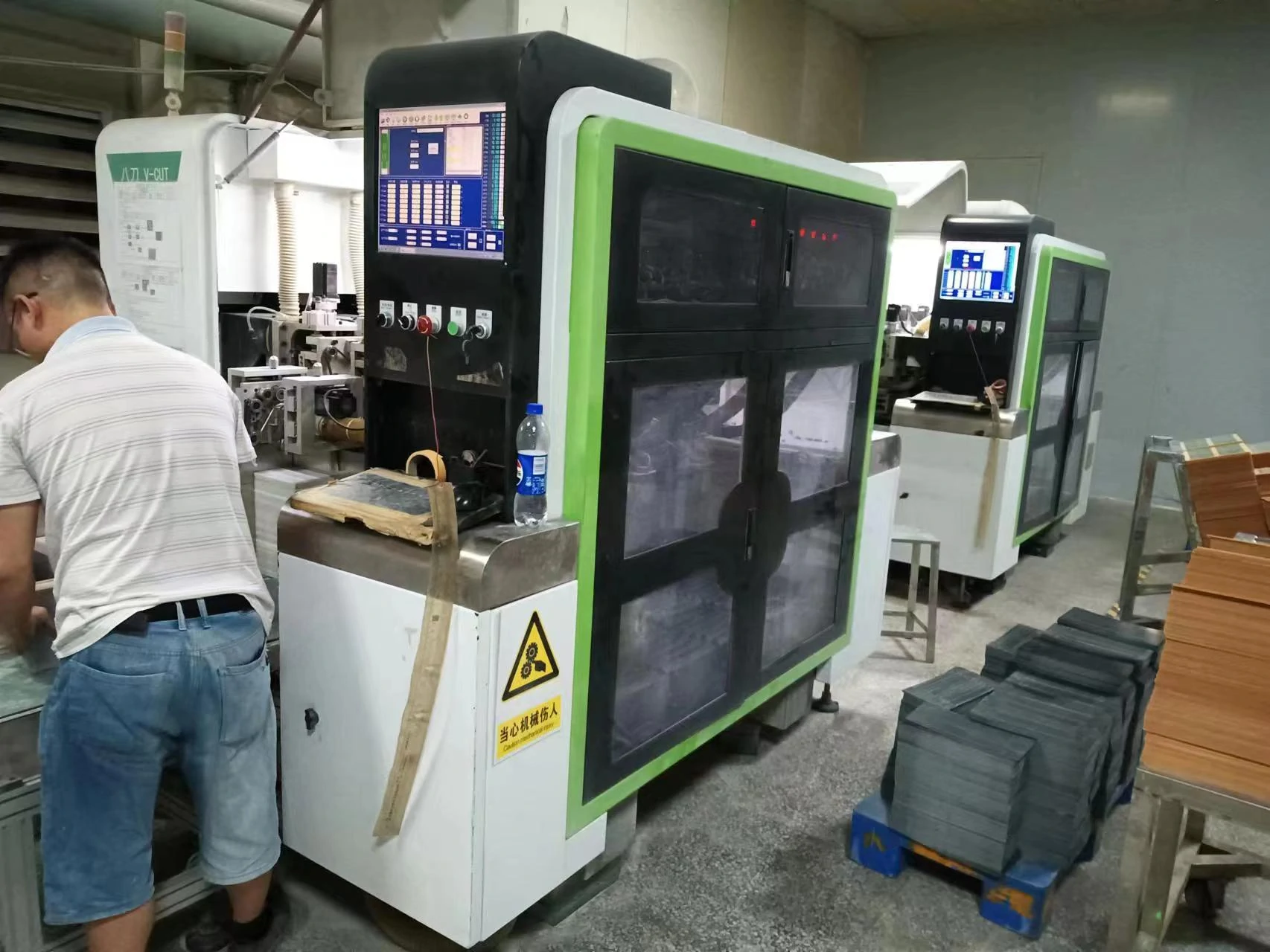 V-Cut Machine